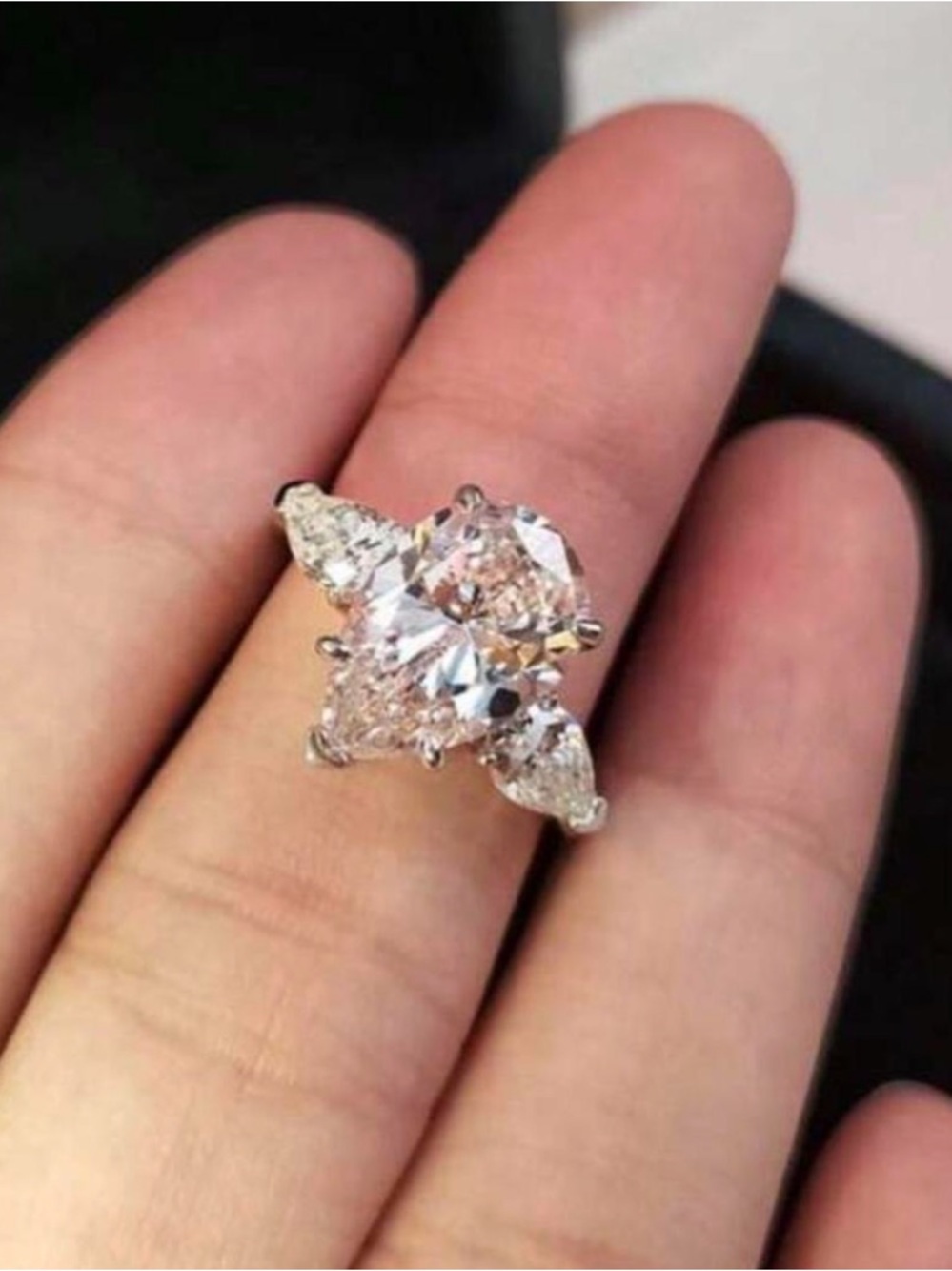 Silver ring - Picture 3 of 4